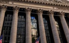 Article Image for Founders Guide to Navigating Global Stock Exchanges