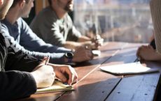 Article Image for Global Economic Shifts Affecting Employment Patterns