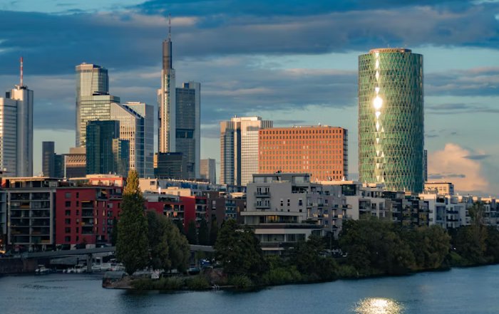 Article Image for Sustainable Investment Strategies for European Markets
